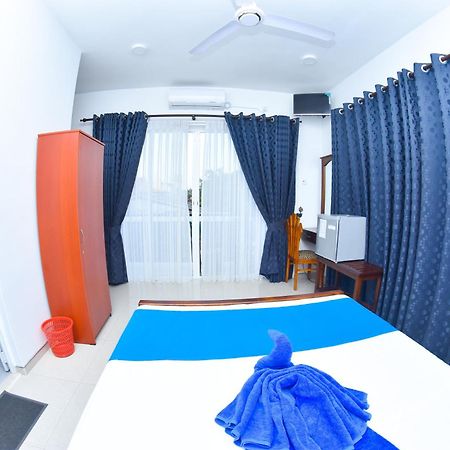 Nebula Residence Negombo Exterior photo