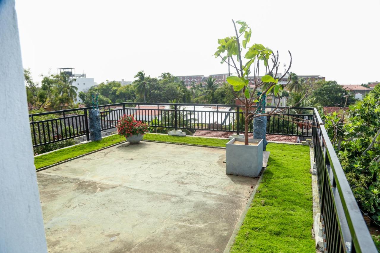 Nebula Residence Negombo Exterior photo